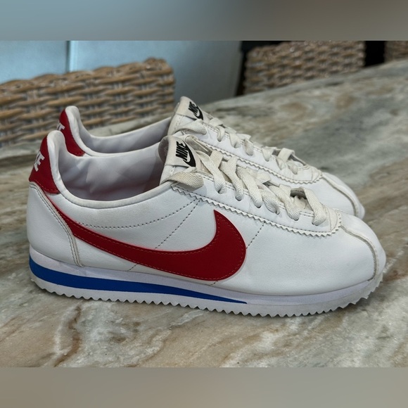 Women’s NIKE Cortez Classic leather red white & blue sneakers- Size 6 - Picture 4 of 11